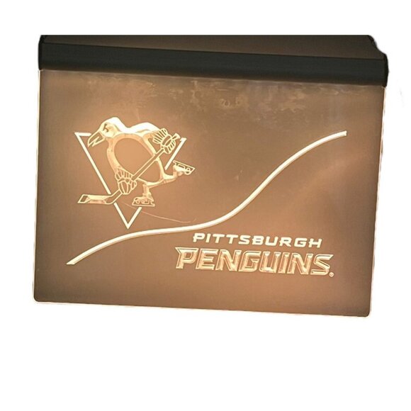 Pittsburgh Penguins 12x16" LED Light Up Etched Glass Sign Color Changing Logo - Picture 1 of 9